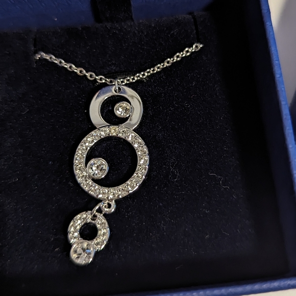 Crystal Pendant Necklace - Picture 2 of 5